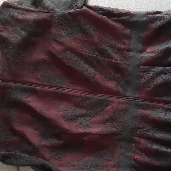 Top - Picture 3 of 4